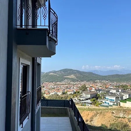 Dag Ve Sehir Manzarali Hotel 4*