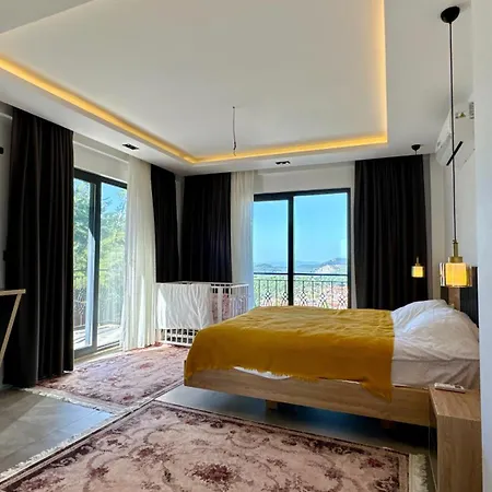 Dag Ve Sehir Manzarali 4* Fethiye